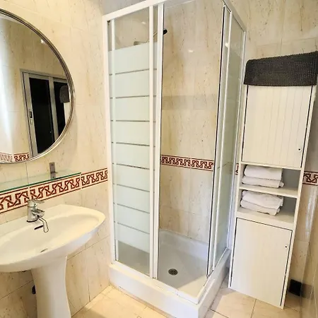 Charming In The Center Apartman